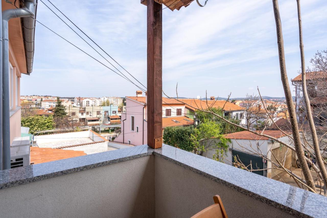 Alto 1 Studio Apartment Rovigno Esterno foto