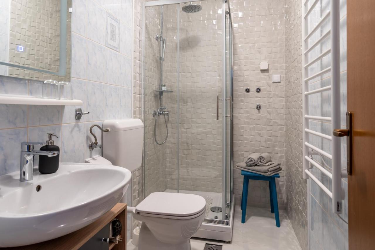 Alto 1 Studio Apartment Rovigno Esterno foto